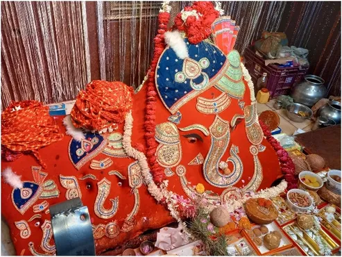 Chintaman Ganesh takes away your every worry in Chaitra month know the  glory of Chintaman Ganesh temple ANN | चैत्र मास में हर चिंता हर लेते हैं चिंतामण  गणेश, जानिए उज्जैन के