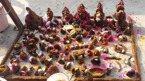 20 को दिवाली तो 22 को गोवर्धन पूजा, जानें- फिर 21 अक्टूबर को क्या - diwali  2025 date celebration amavasya govardhan puja ntcpvp - AajTak