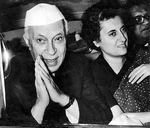 इंदिरा गांधी: गूंगी गुड़िया, जो दुर्गा बन गई!