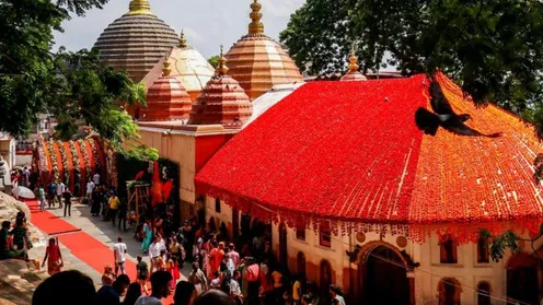 Ambubachi Mela 2025: कामाख्या मंदिर में 22 जून से शुरू अंबुबाची मेला, 3  दिनों तक बंद रहेंगे कपाट | Kamakhya Devi Ambubachi Mela 2025 date and time  Know Why is Ambubachi Mela important