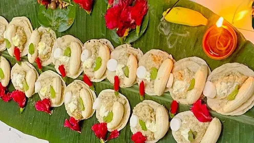 छठ महापर्व का दूसरा दिन: कैसे मनाते हैं खरना और क्यों है इसका खास महत्व,  पढ़ें पूरी खबर | Mirror Media