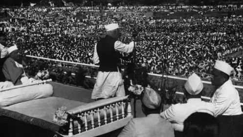 इस तरह लड़ा गया था आज़ाद भारत का पहला आम चुनाव - BBC News हिंदी