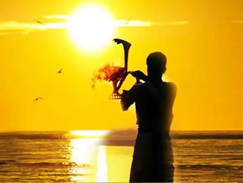 Surya Puja: Worshiping and fasting the celestial form of the Sun on the  Sunday of Jyeshtha month increases the age and stays away. | सूर्य पूजा:  ज्येष्ठ महीने के रविवार को सूर्य