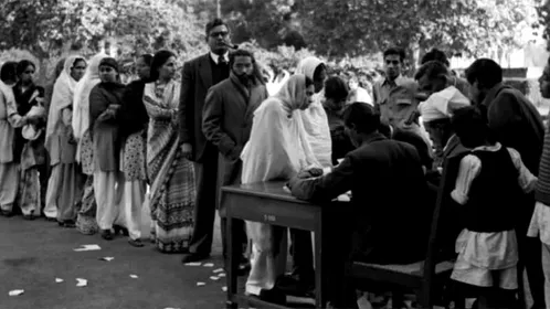 इस तरह लड़ा गया था आज़ाद भारत का पहला आम चुनाव - BBC News हिंदी