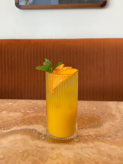 Dewar's Mango Highball (1)