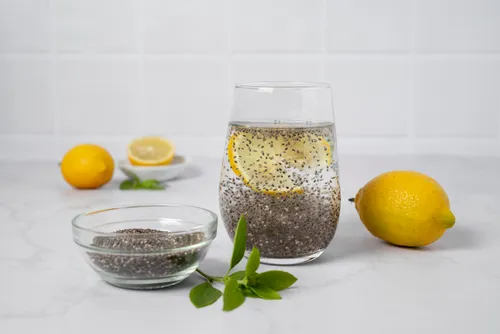 WATER+ chia, lemon, coconut