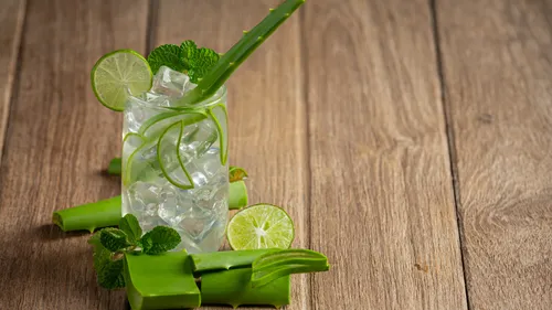 WATER+ Aloe, cucumber, lime