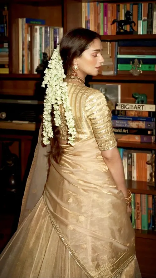 Aditi Rao Hydari Wedding Look| #aditi #aditiraohydari #siddharth #lehenga  #sabyasachi