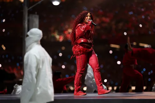 sza at the apple music super bowl lix halftime show