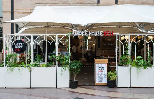 smoke house deli