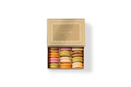 Golden Box - Ladurée(macarons) (1)