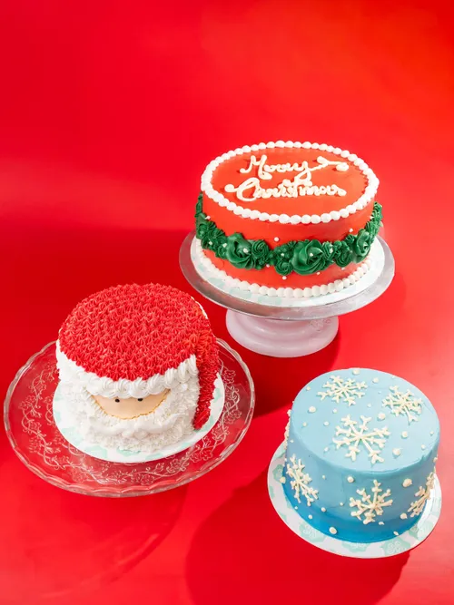 Magnolia Bakery - Christmas Themed Cakes