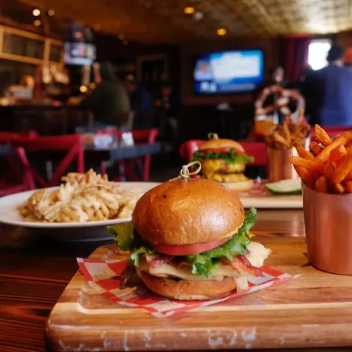 cheeseburger-fries-pc-union-burger-3-6749f713e0d05