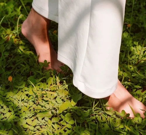 Feel The Earth Walk Barefoot On Grass For Grounding_