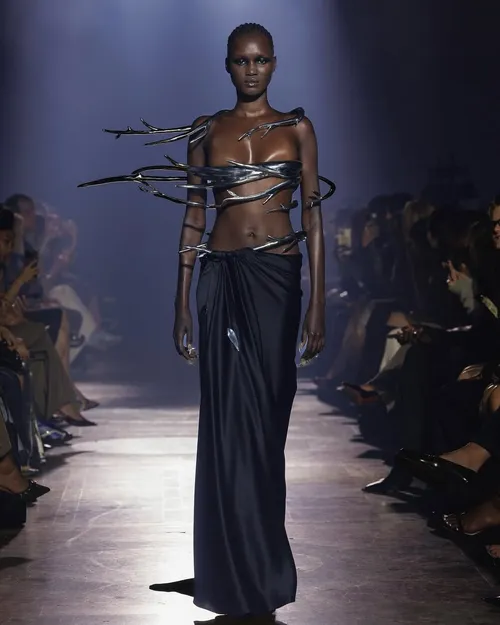 GRACE LING SS26 - FUTURE RELICSNOW OUT ON VOGUE RUNWAY 🗡️Creative Director- Grace Ling @graceli
