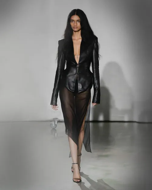 Nayonika Fracesco Murano