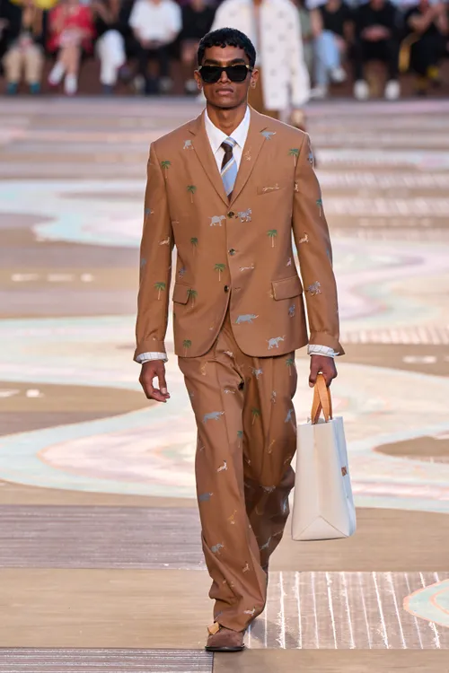 Vuitton m S26 050 (1)