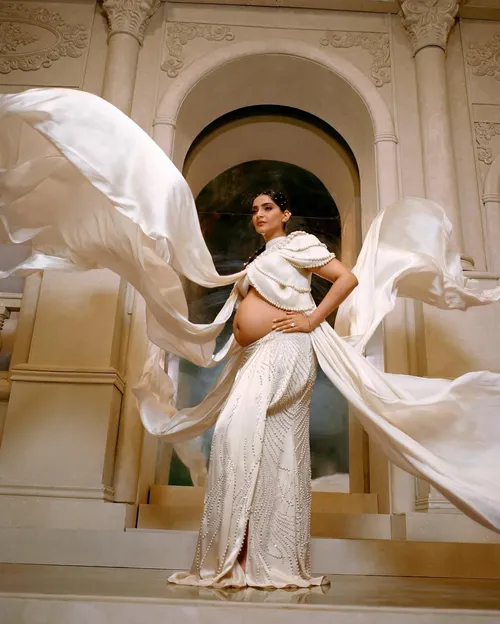 On the cusp of motherhood and at the brink of my birthday, I'm choosing to dress how I feel - Pr