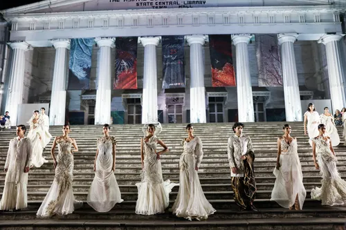 1053-Vaishali S Show