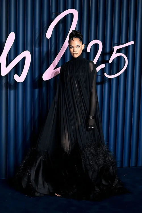 yasmin-finney-fashion-awards-692de7e48bd5a