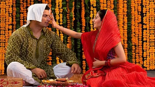 Bhai Dooj 2025 Date: कल या परसों, कब मनाया जाएगा भाई दूज? जानें क्या रहेगी  सही डेट - bhai dooj 2025 october 23 know date and time pujan vidhi and  importance tvisg - AajTak
