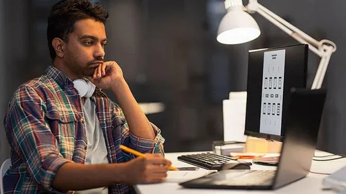 UI/UX Designer Salary in India 2025 | UI UX Designer Salary 2025