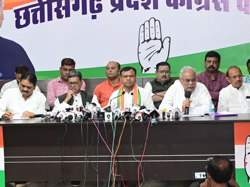 Chhattisgarh civic elections: Big changes will happen in Congress |  छत्तीसगढ़ निकाय चुनाव से पहले कांग्रेस में होगा बड़ा बदलाव: निष्क्रिय ब्लॉक  और जिला अध्यक्ष बदले ...