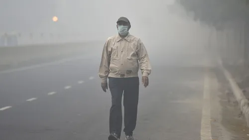 बढ़ते प्रदूषण में कैसे रखें सेहत का ध्यान, आयुर्वेद एक्सपर्ट से जानें |  Health tips to protect yourself during increasing pollution level know by  expert