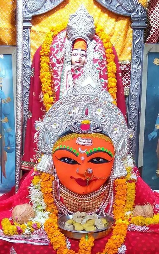 Harsiddhi Mata Mandir: 'हरसिद्धि मां' जिनकी श्री कृष्ण पूजा करते थे, जानें  अजब-गजब इतिहास - harsiddhi mata mandir-mobile