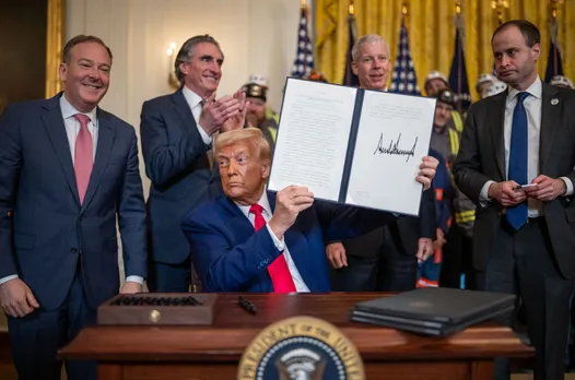 Major Executive Orders Issued by U.S. Pres. Donald Trump During His Second  Term of Office (2025– ) | DEI, Alaska, DOGE, Elon Musk, Birthright  Citizenship, Transgender, Gender Transition Care, Tariffs, Sanctuary Cities,