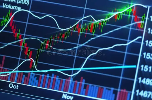 Stock Market Updates : పుంజుకున్న స్టాక్ మార్కెట్.. లాభాల్లో ట్రేడవుతున్న సెన్సెక్స్-నిఫ్టీ 