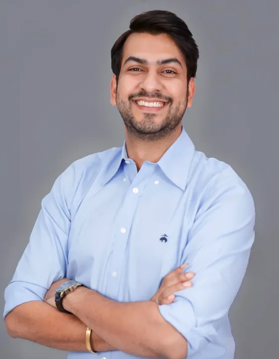Vidur Mayor Founder & CEO FES Cafe JPG