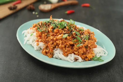 Spicy Chicken Noodles