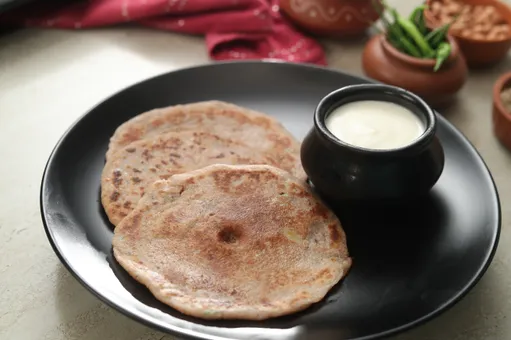 Rajgira Thalipeeth