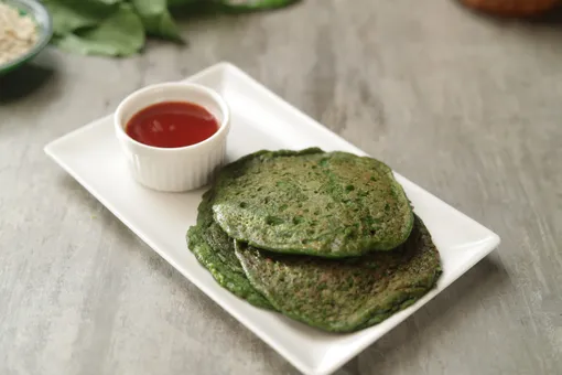 Spinach And Oats Pancakes