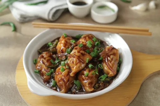 Chilli Chicken Momos