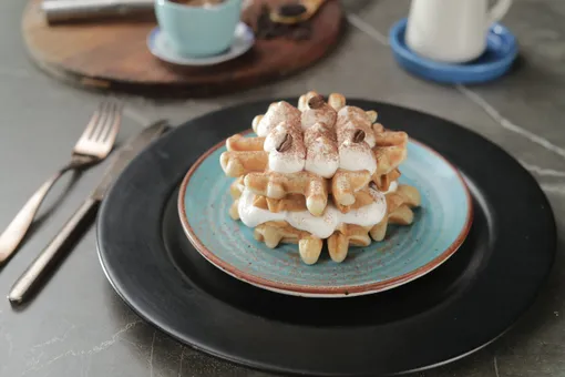 Tiramisu Waffle
