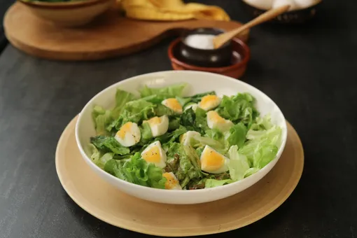 Lettuce And Egg Salad