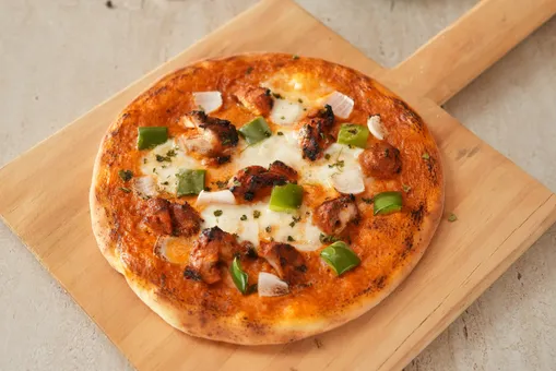 Butter Chicken Pizza