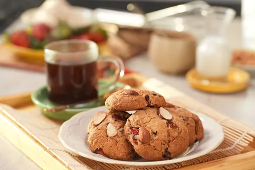 Breakfast Strawberry Cookies