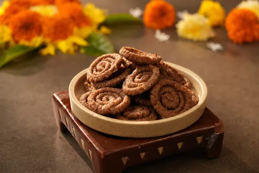 Ragi Chakli