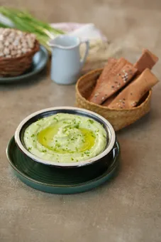Green Garlic Hummus