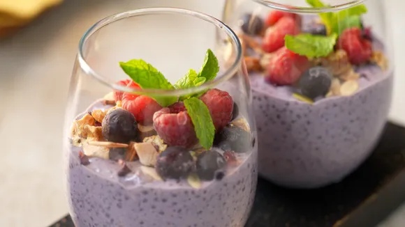 Overnight Berry Chia Pudding