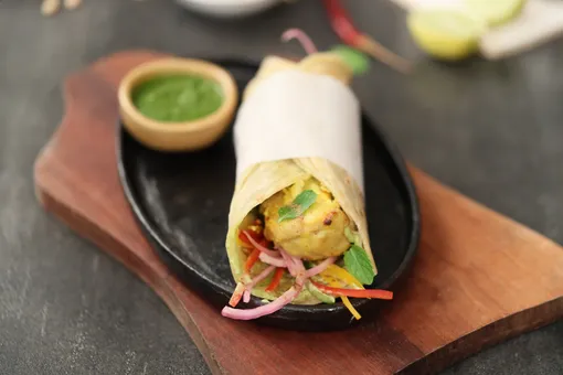 Malai Soya Chaap Roll