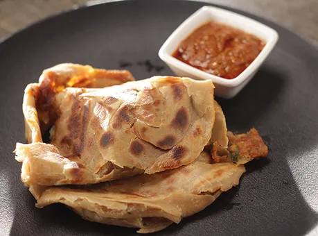 Aloo Chur Chur Parantha - SK Khazana