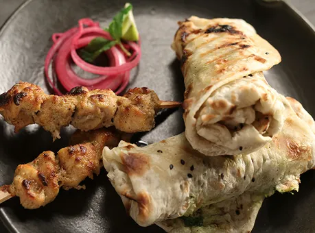 Malai Kebab Naan Roll
