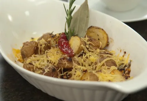 Cheesy Dum Aloo