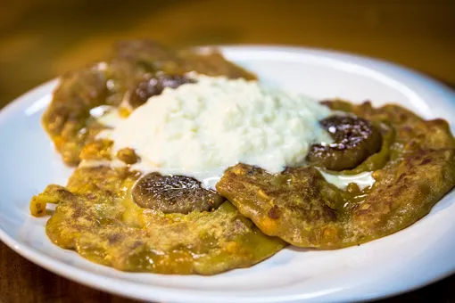 Anjeer and Boondi Pancakes