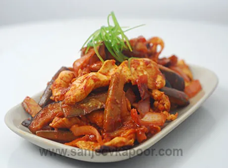 Stir-fried Chicken with Eggplant