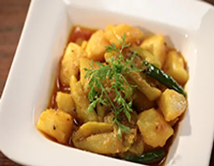 Aloo Potol - SK Khazana